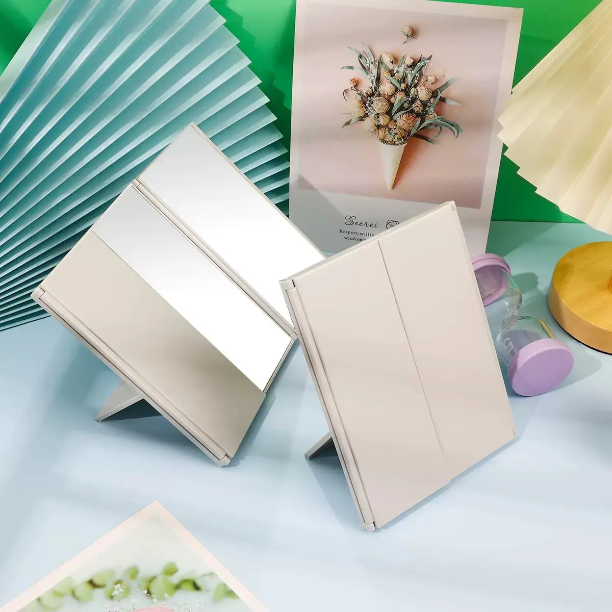Foldable Makeup Mirror Portable Touch-Up Gift - Image 3