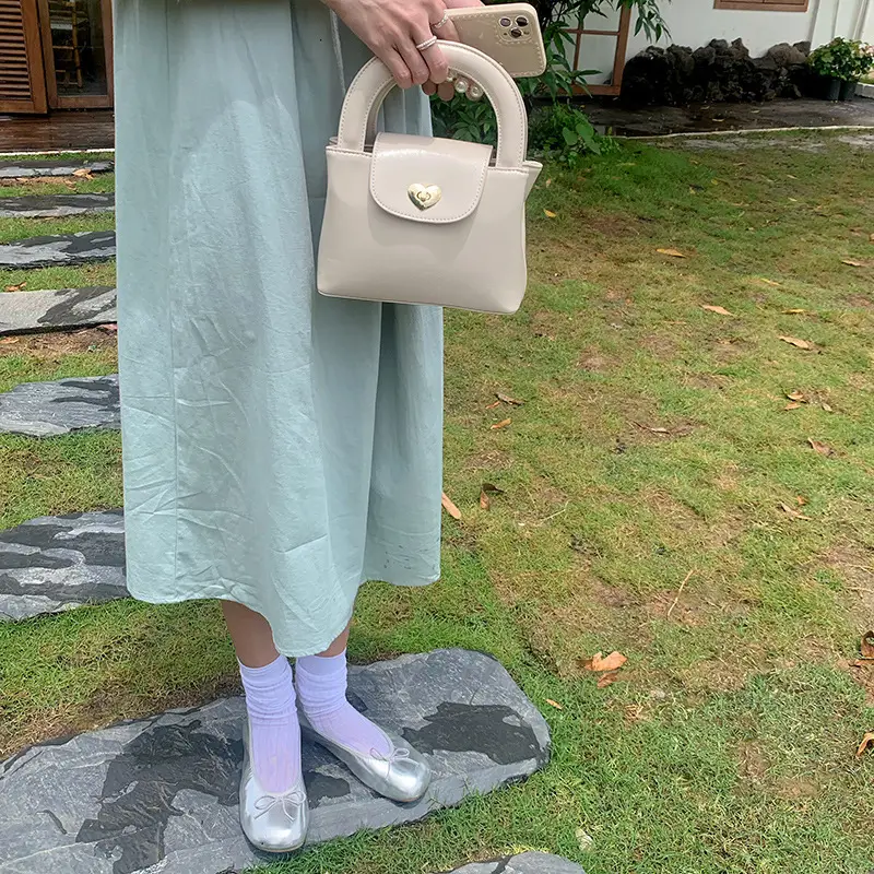 Black Korean Heart Lock Shoulder Crossbody Bag — feature 17