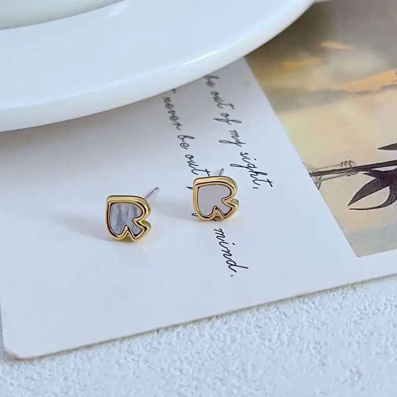 Natural Shell Heart Stud Earrings Gold Plated - Image 2