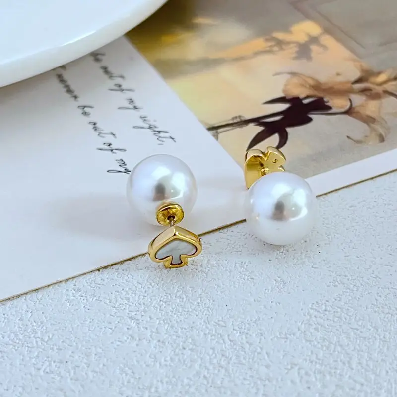 Natural Shell Heart Stud Earrings Gold Plated — feature 6
