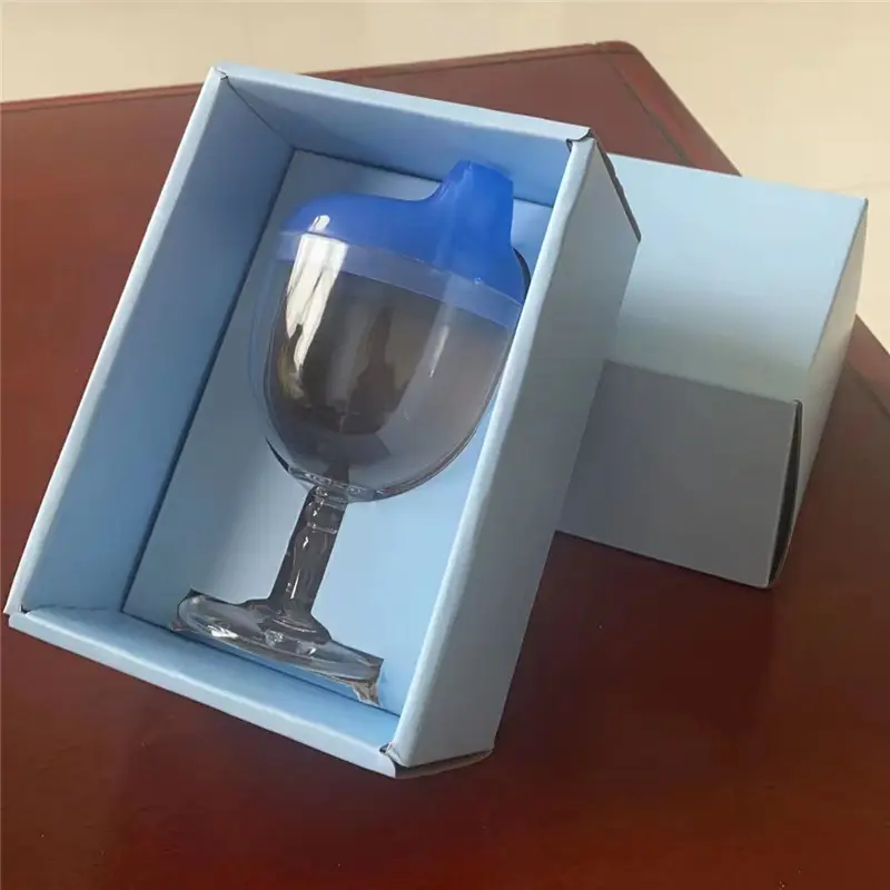 Baby Plastic Milk Cup with Leak Proof Design