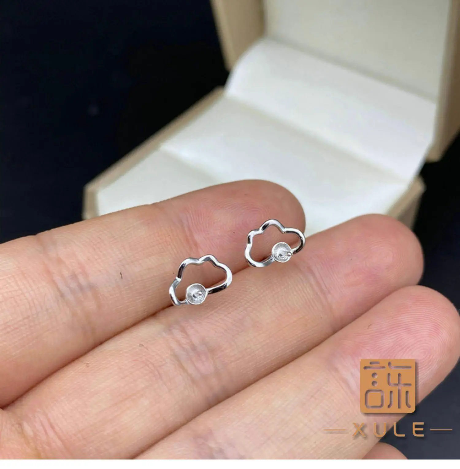 Sterling Silver Pearl Cloud Earrings Studs — feature 8