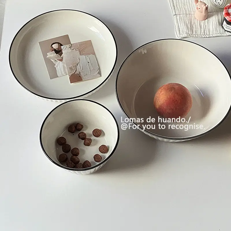 Scandinavian White Bowl 1300ml Vertical Pattern — feature 11