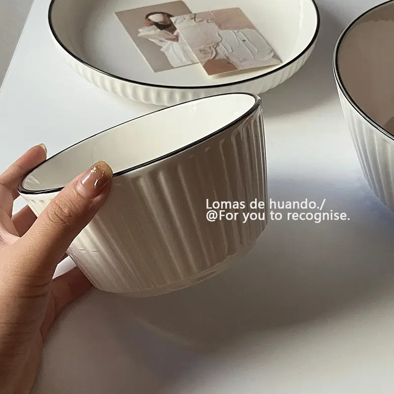 Scandinavian White Bowl 1300ml Vertical Pattern — feature 15