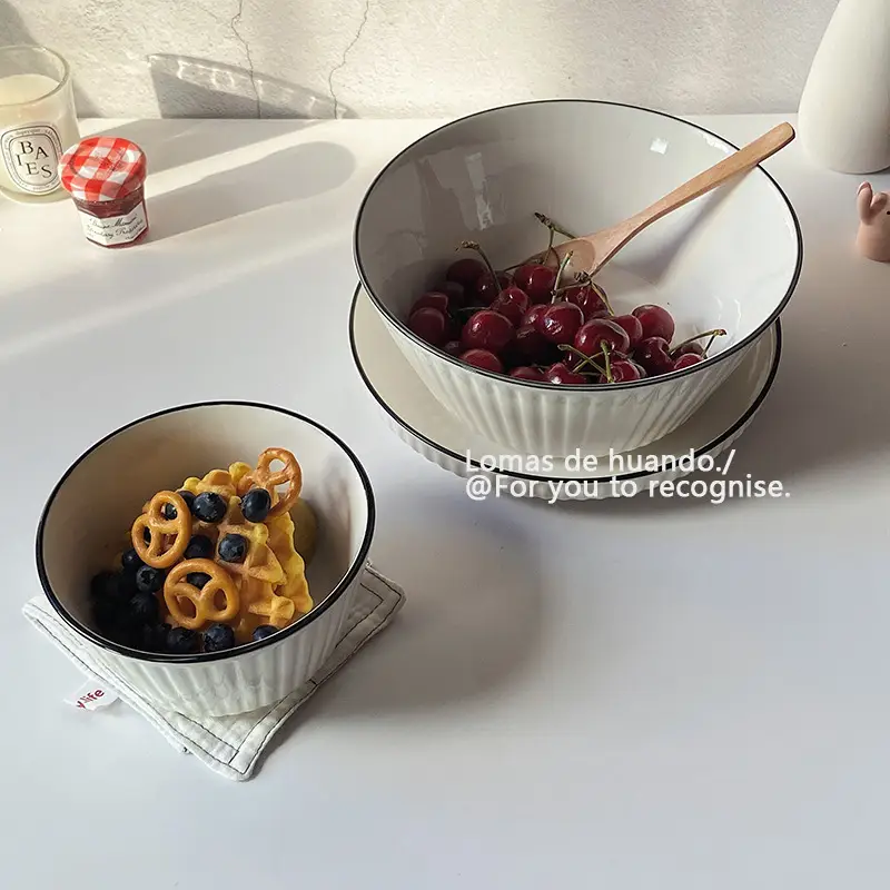 Scandinavian White Bowl 1300ml Vertical Pattern — feature 23