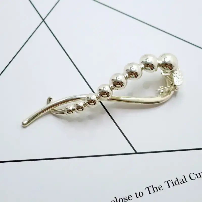 Pearl Hairpin Clip for Women High-end Back of Head Twist Clip - Image 3