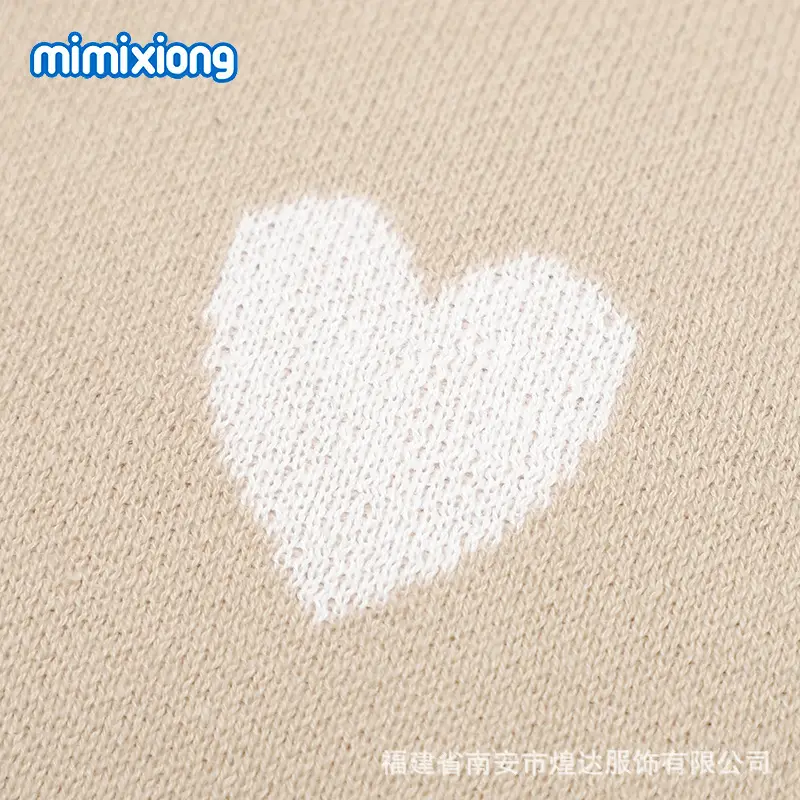 Grey Heart Print Cotton Baby Blanket for Girls - Image 8