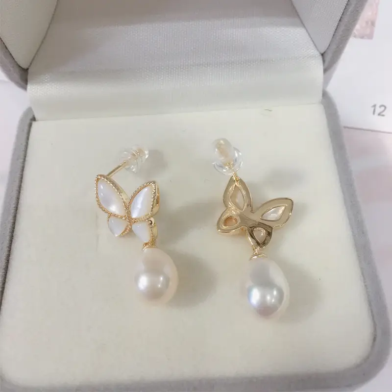 Light Luxury Butterfly Pearl Earrings Gold 18K