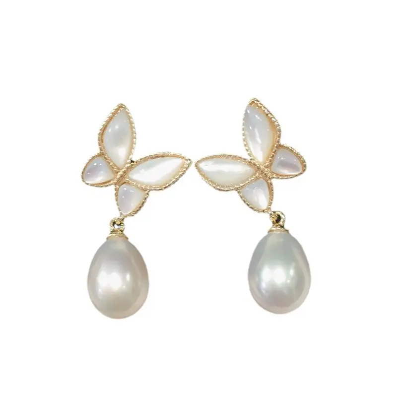 Light Luxury Butterfly Pearl Earrings Gold 18K