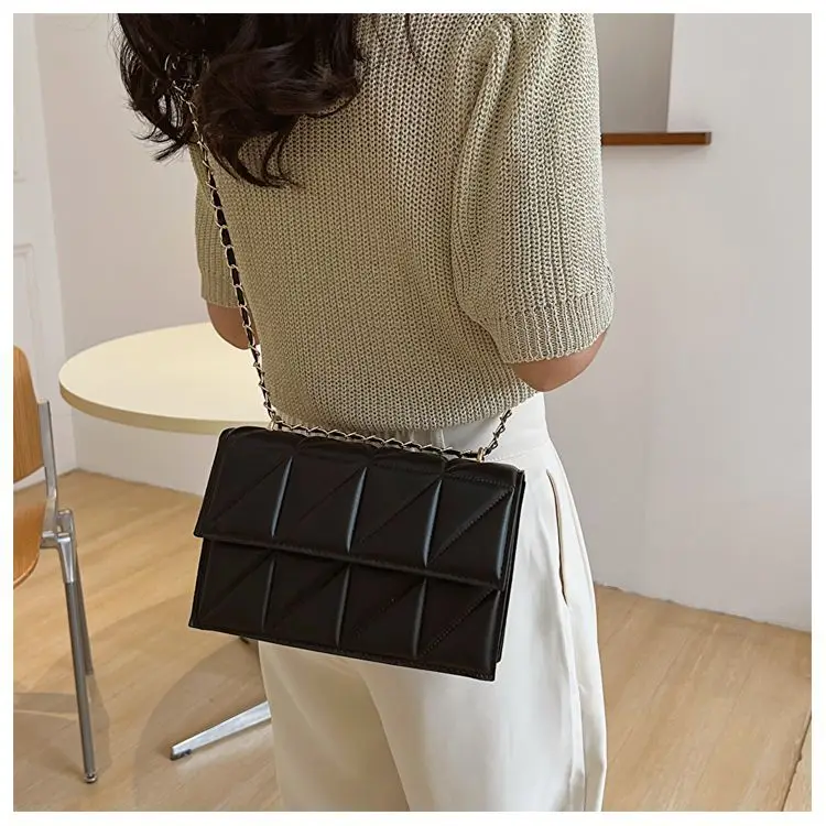 Pink French Niche Chain Shoulder Bag for Women — feature 16