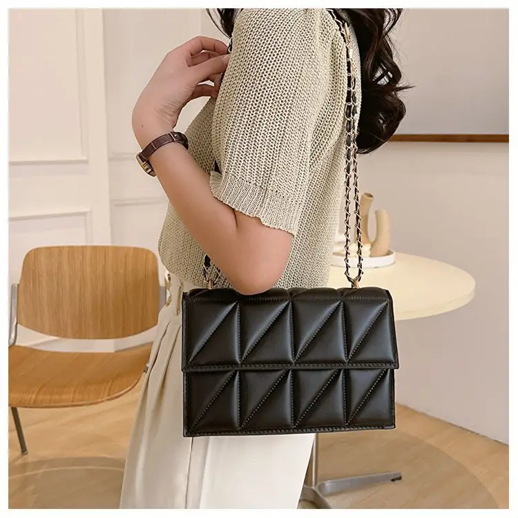 Pink French Niche Chain Shoulder Bag for Women — feature 18