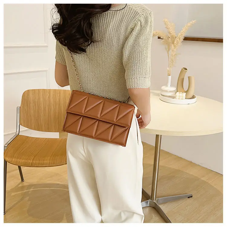 Pink French Niche Chain Shoulder Bag for Women — feature 21