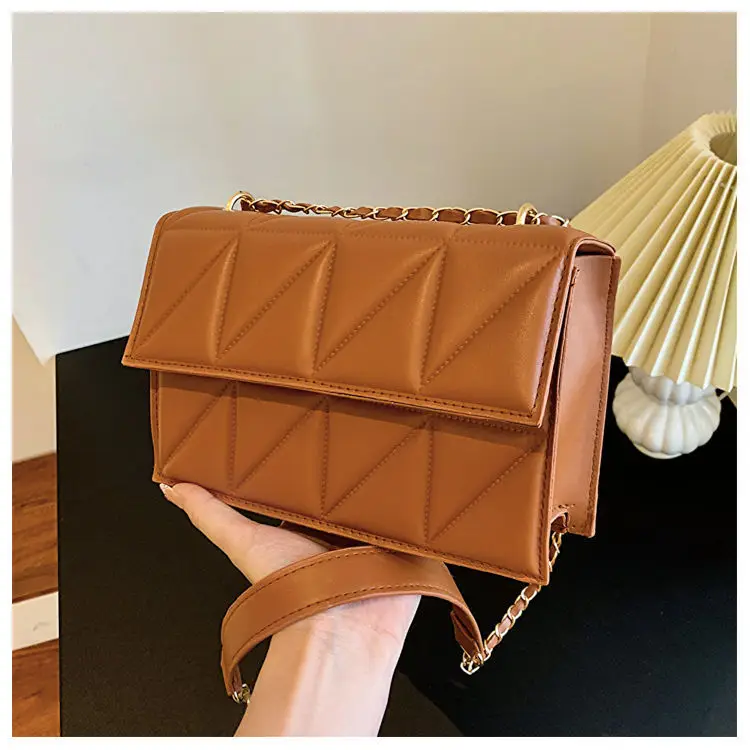 Pink French Niche Chain Shoulder Bag for Women — feature 32
