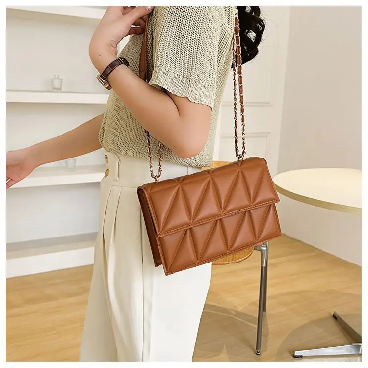 Pink French Niche Chain Shoulder Bag for Women — feature 36