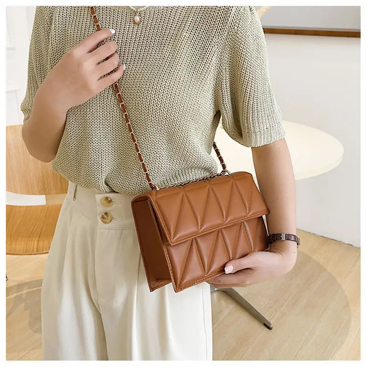 Pink French Niche Chain Shoulder Bag for Women — feature 39