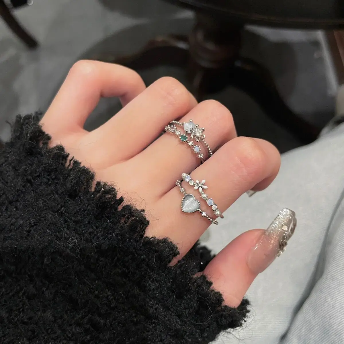 Elegant Adjustable Aquamarine Zircon Rings for Women — feature 4