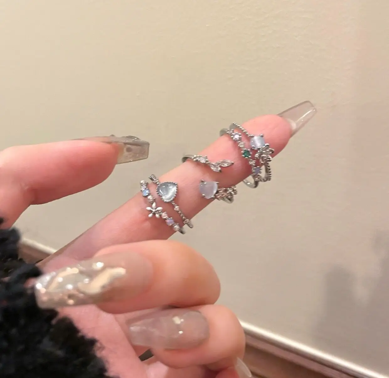 Elegant Adjustable Aquamarine Zircon Rings for Women — feature 5