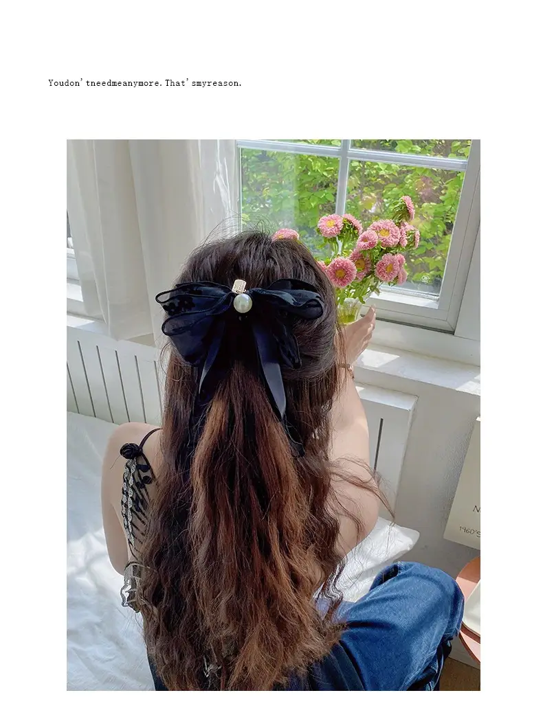 Fairy Bow Hairpins Black & Beige Pearl Trim — feature 3