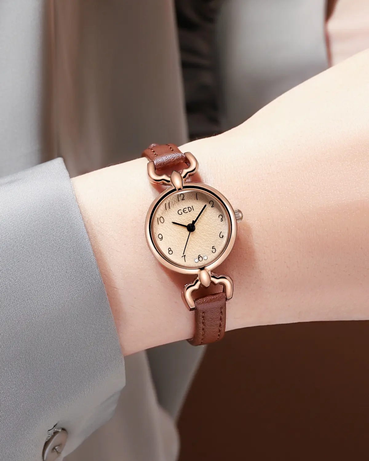 Gold Korean Women's Quartz Watch with White Leather Band — feature 20