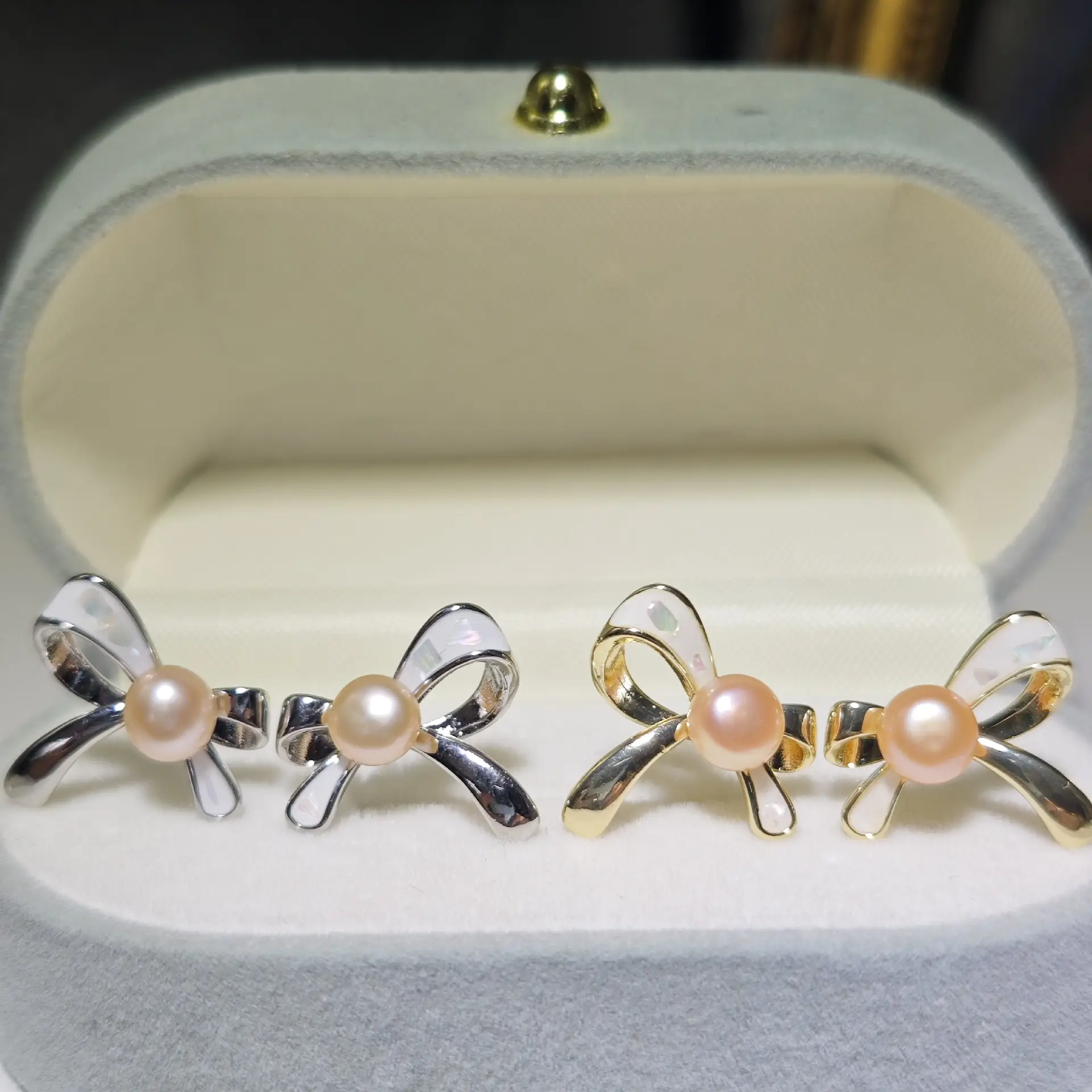 Dan Peach Pearl Earrings Gold Plated with Sparkle