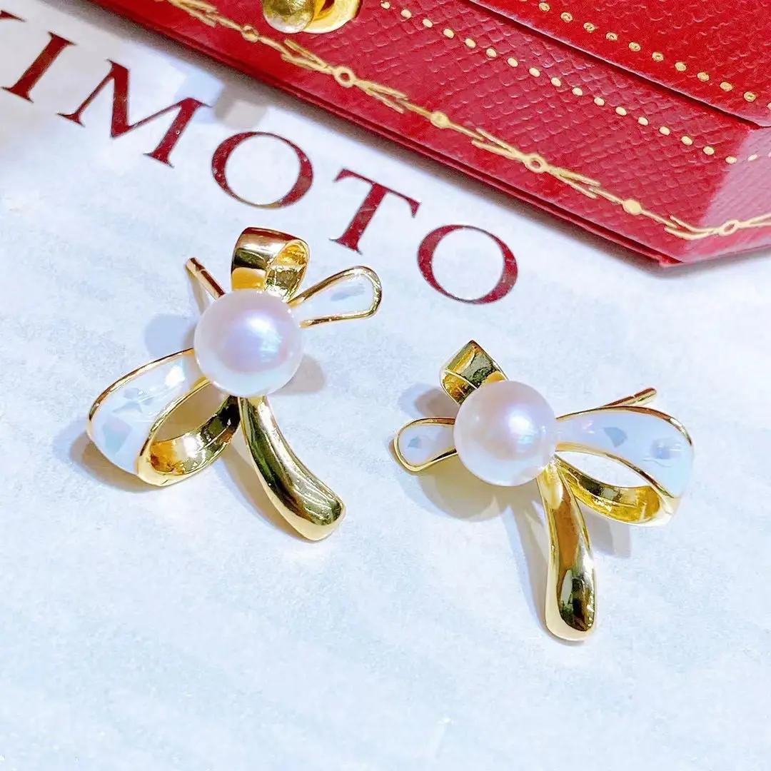Dan Peach Pearl Earrings Gold Plated with Sparkle — feature 15