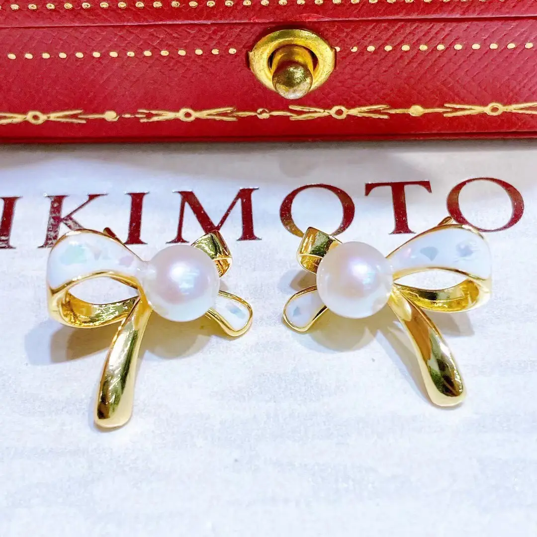 Dan Peach Pearl Earrings Gold Plated with Sparkle — feature 16