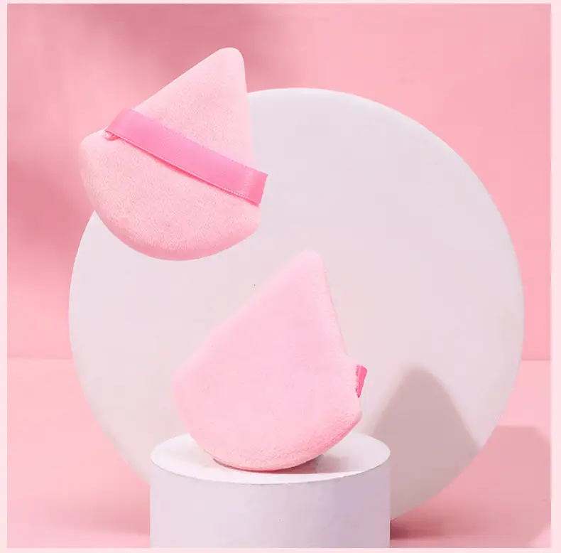 Red Velvet Triangle Makeup Puff for Flawless Makeup — feature 9