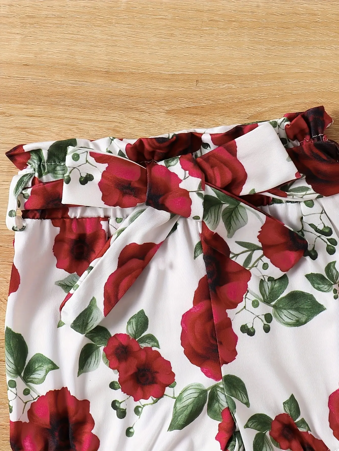 Newborn Baby Girl Red Floral Shorts Set with Butterfly Bow — feature 11