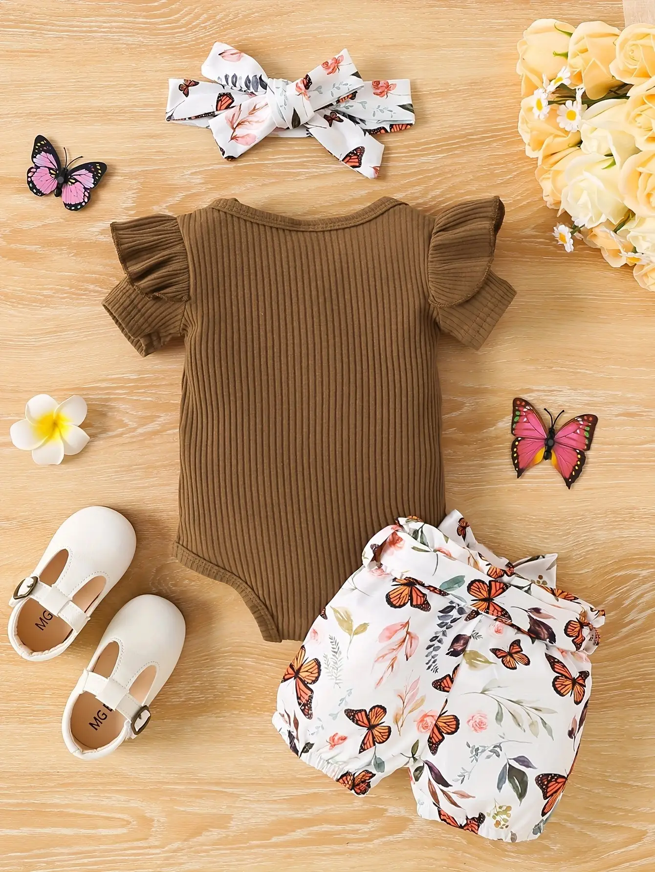 Newborn Baby Girl Red Floral Shorts Set with Butterfly Bow — feature 14