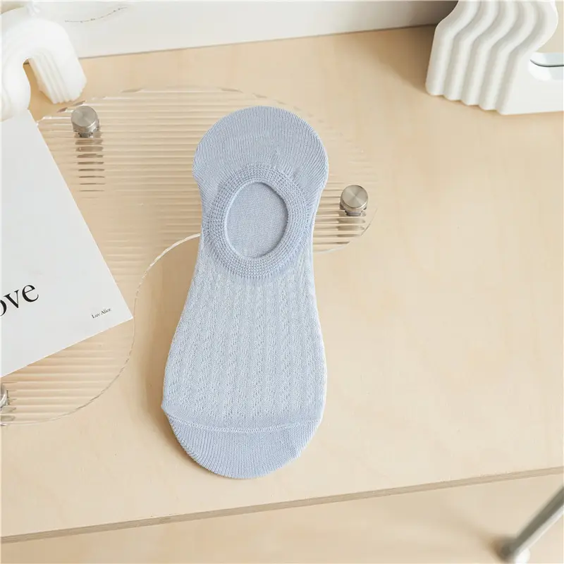 Socks Women's Spring and Summer Thin Shallow Mouth Invisible Boat Socks Non-slip and Non-falling Mesh Breathable Air-conditioning Socks Women's Socks