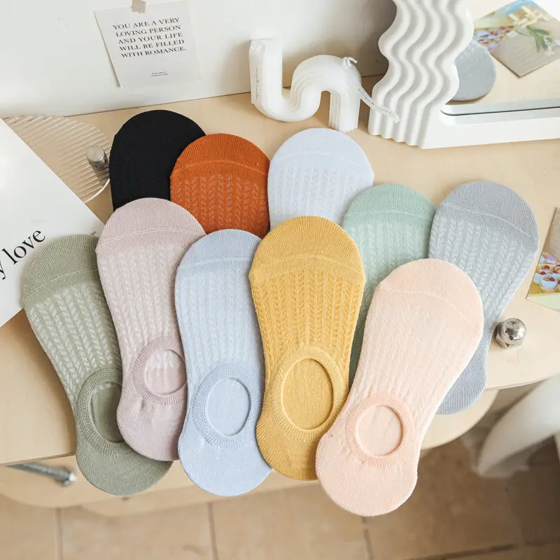 Socks Women's Spring and Summer Thin Shallow Mouth Invisible Boat Socks Non-slip and Non-falling Mesh Breathable Air-conditioning Socks Women's Socks
