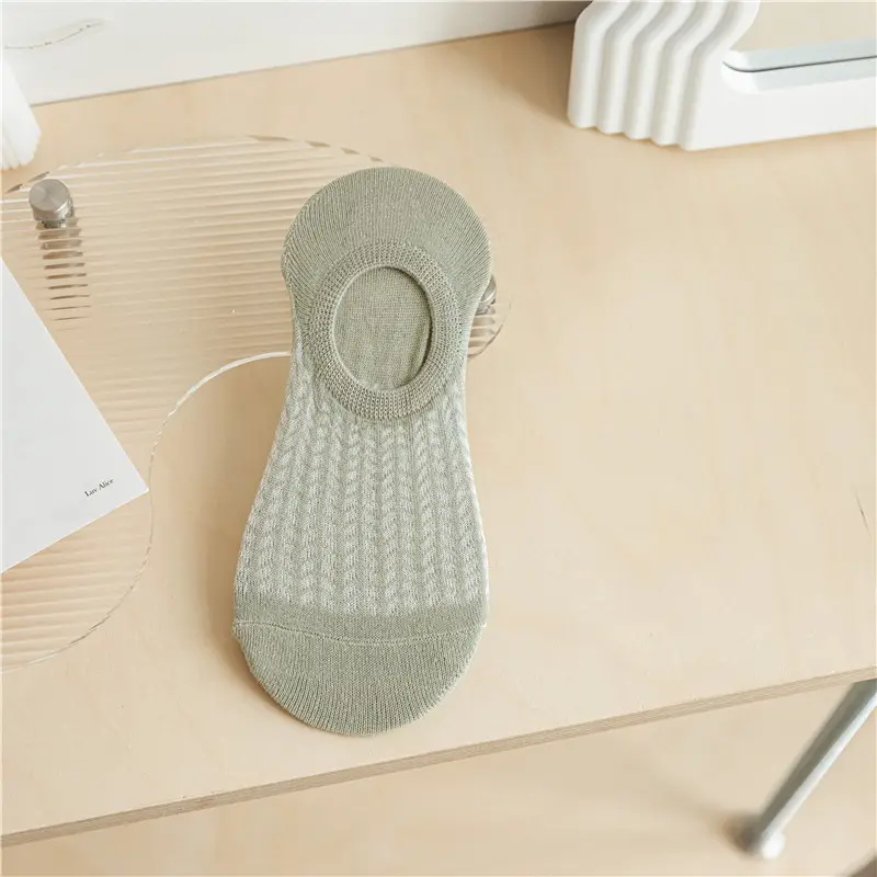 Socks Women's Spring and Summer Thin Shallow Mouth Invisible Boat Socks Non-slip and Non-falling Mesh Breathable Air-conditioning Socks Women's Socks