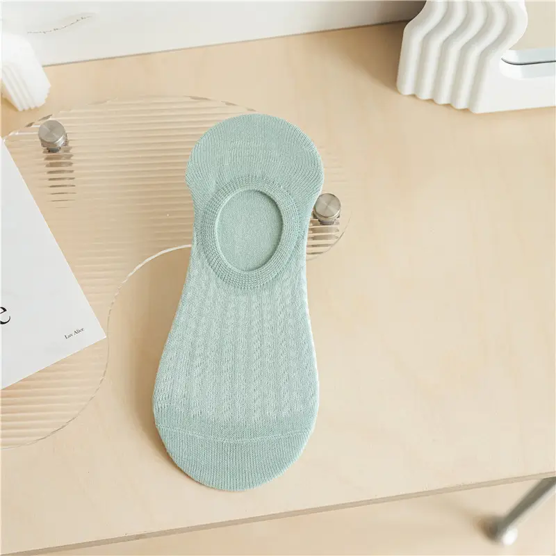 Socks Women's Spring and Summer Thin Shallow Mouth Invisible Boat Socks Non-slip and Non-falling Mesh Breathable Air-conditioning Socks Women's Socks