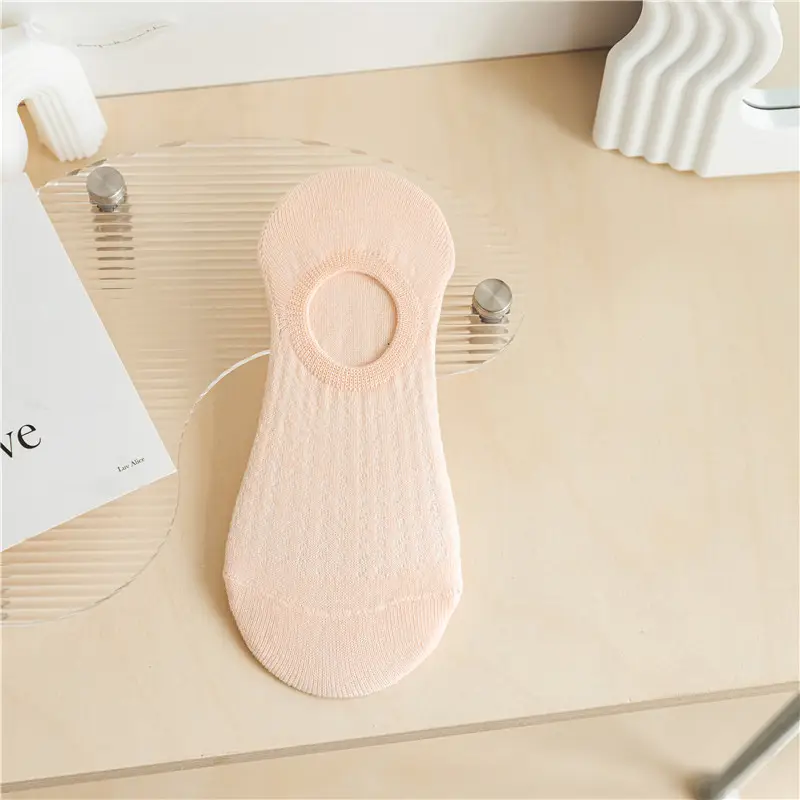 Socks Women's Spring and Summer Thin Shallow Mouth Invisible Boat Socks Non-slip and Non-falling Mesh Breathable Air-conditioning Socks Women's Socks
