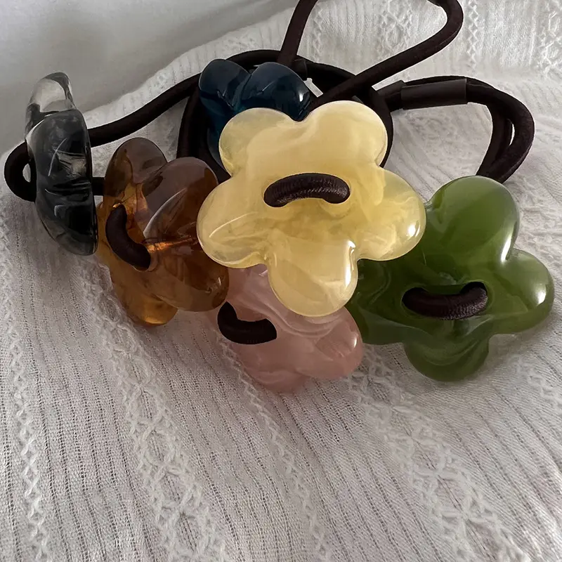 Flower Hair Rings with Ink Wash Texture