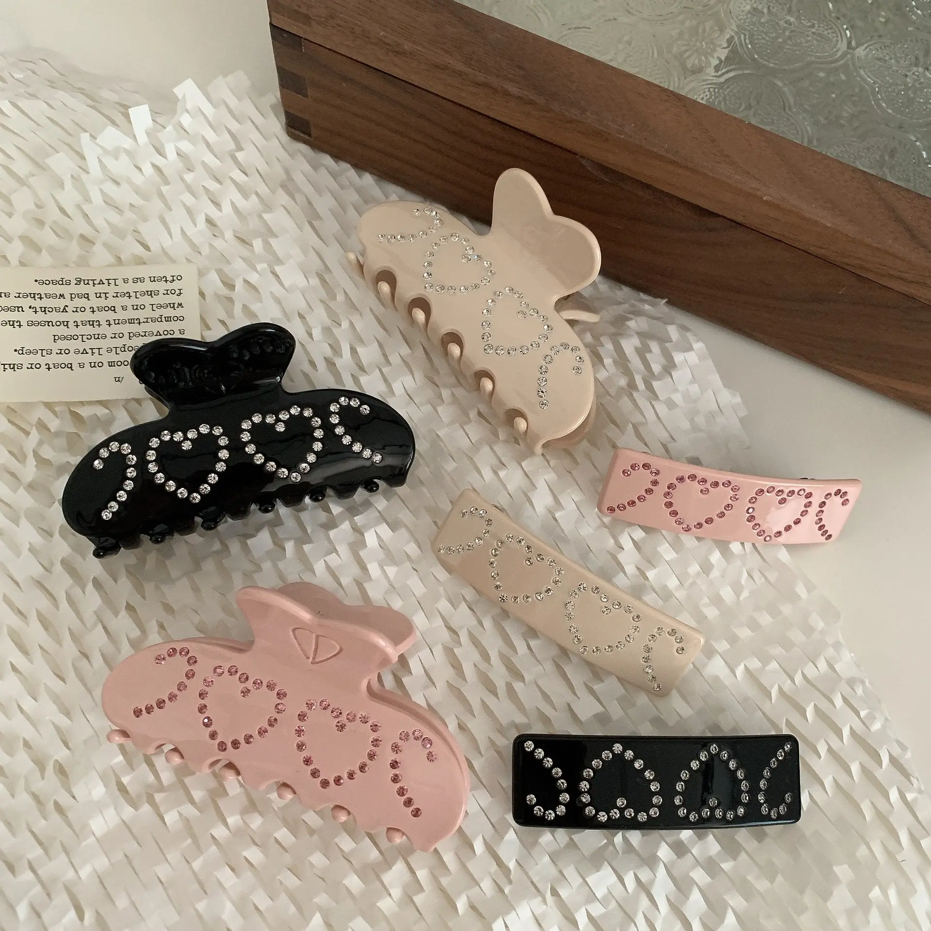 Diamond-embedded Love Clip Hairpin for Girls — feature 43
