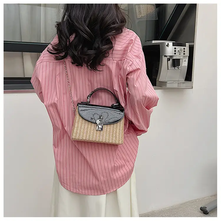 Women's 2023 Summer Casual Crossbody Bag Black Gold — feature 10