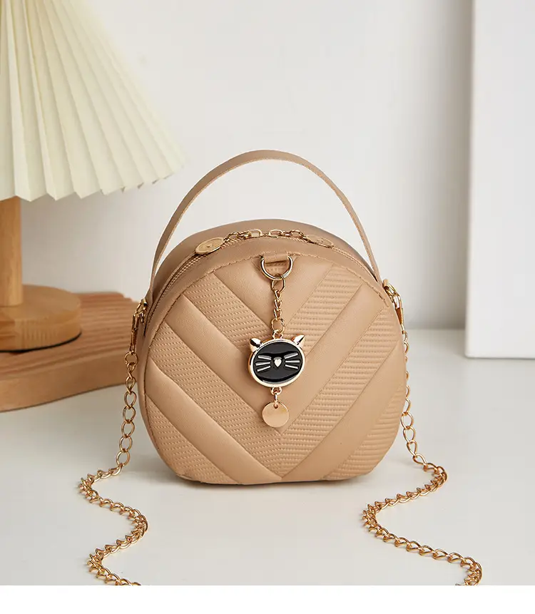 Women's V-Shape Embossed Bag with Cat Pendant — feature 18