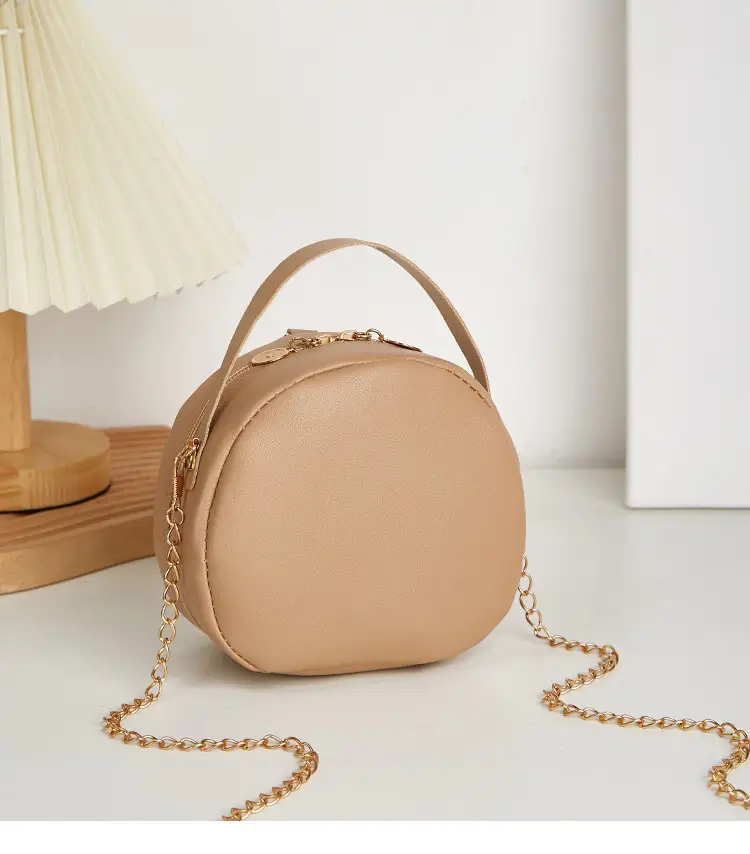 Women's V-Shape Embossed Bag with Cat Pendant — feature 19