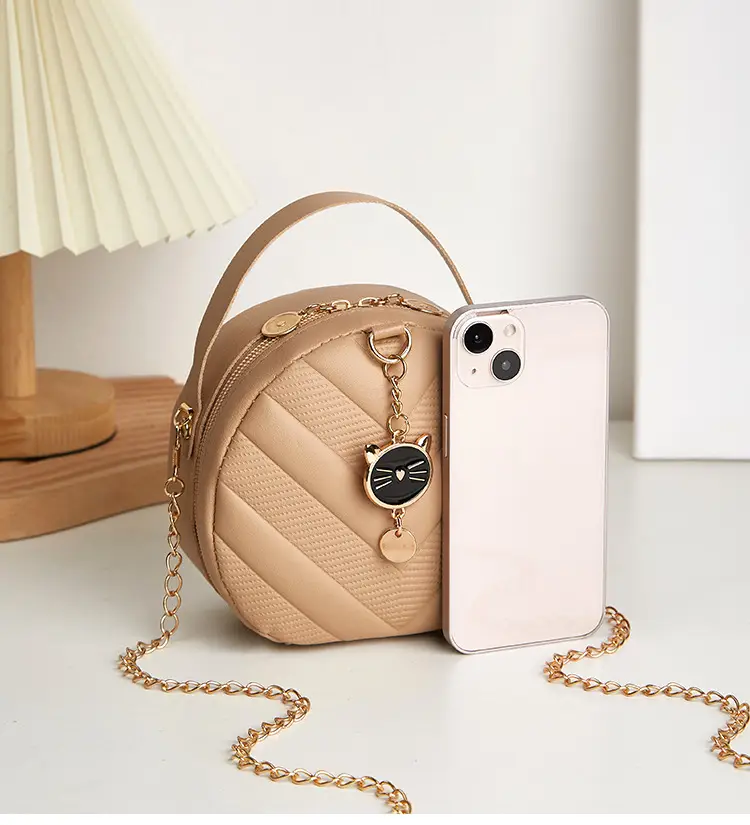 Women's V-Shape Embossed Bag with Cat Pendant — feature 6
