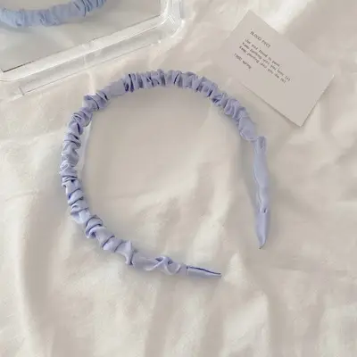 Sweet Satin Pleated Hairband for Women - Image 4
