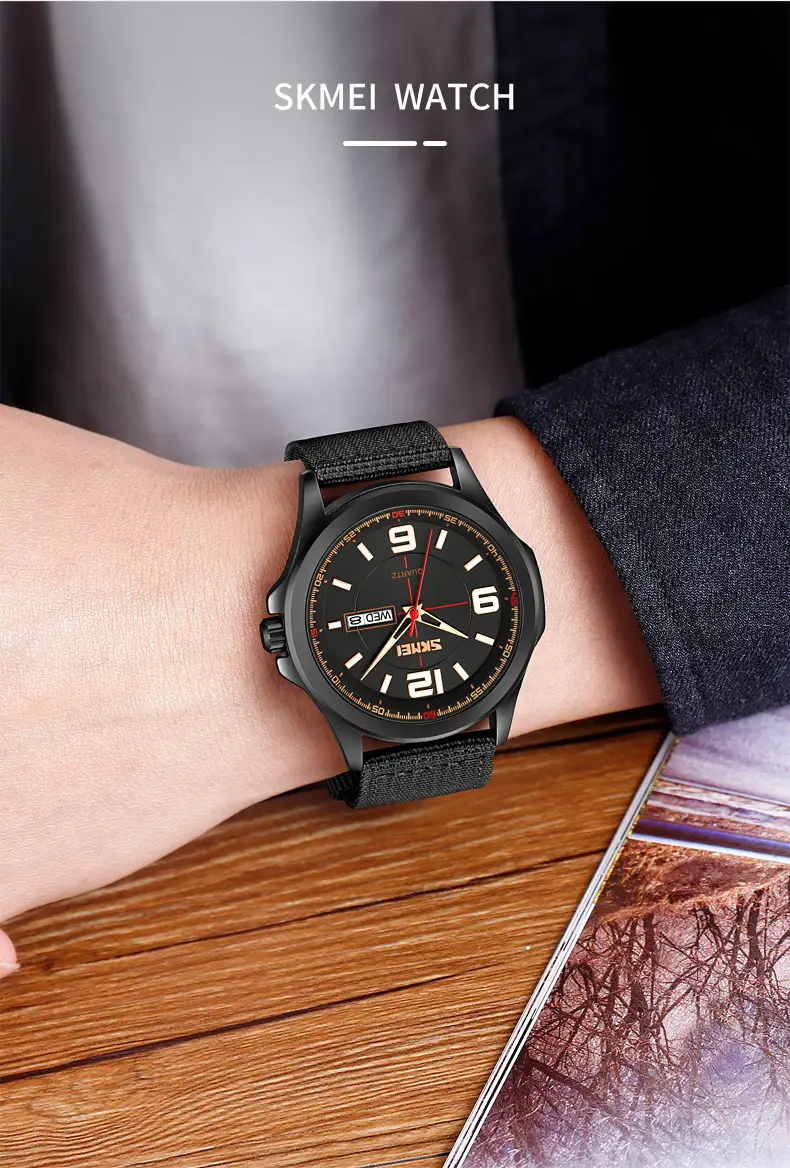 Men's Green Military Style Quartz Watch with Calendar — feature 9
