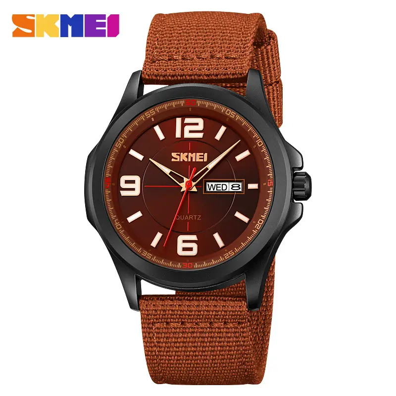 Men's Green Military Style Quartz Watch with Calendar