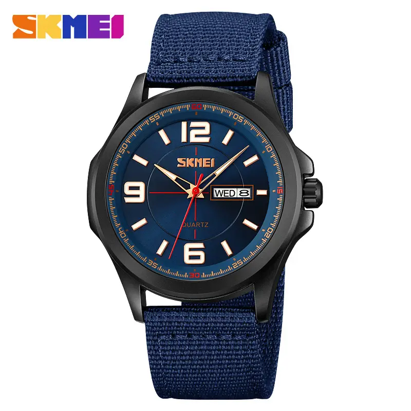 Men's Green Military Style Quartz Watch with Calendar