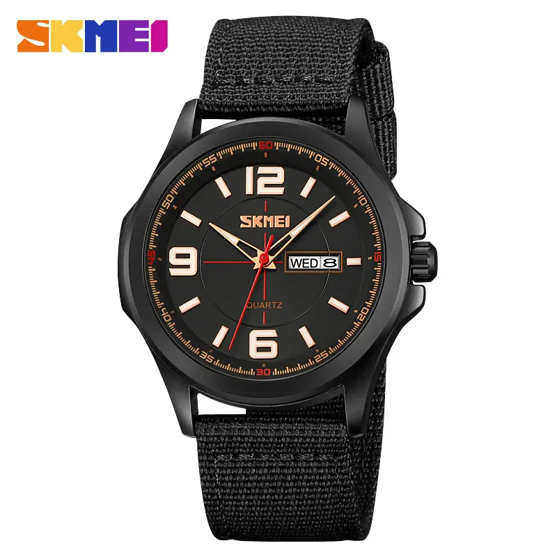 Men's Green Military Style Quartz Watch with Calendar