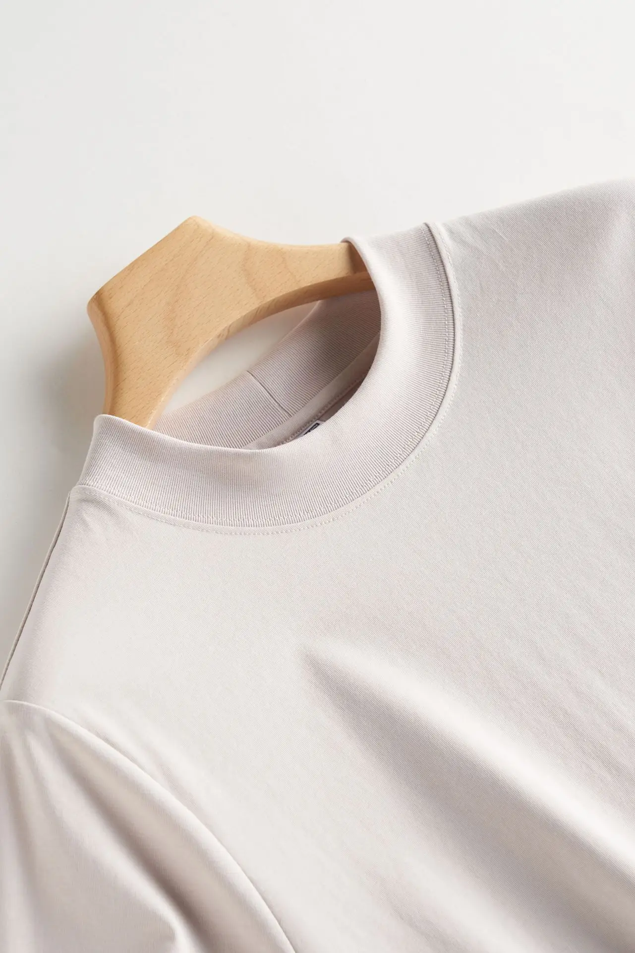 Women Black Cotton T-Shirt with Chic Collar - Image 5