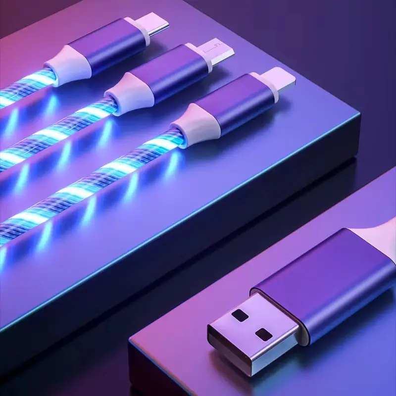 Three-in-One USB-C Light for Phone Fast Charging - Image 7