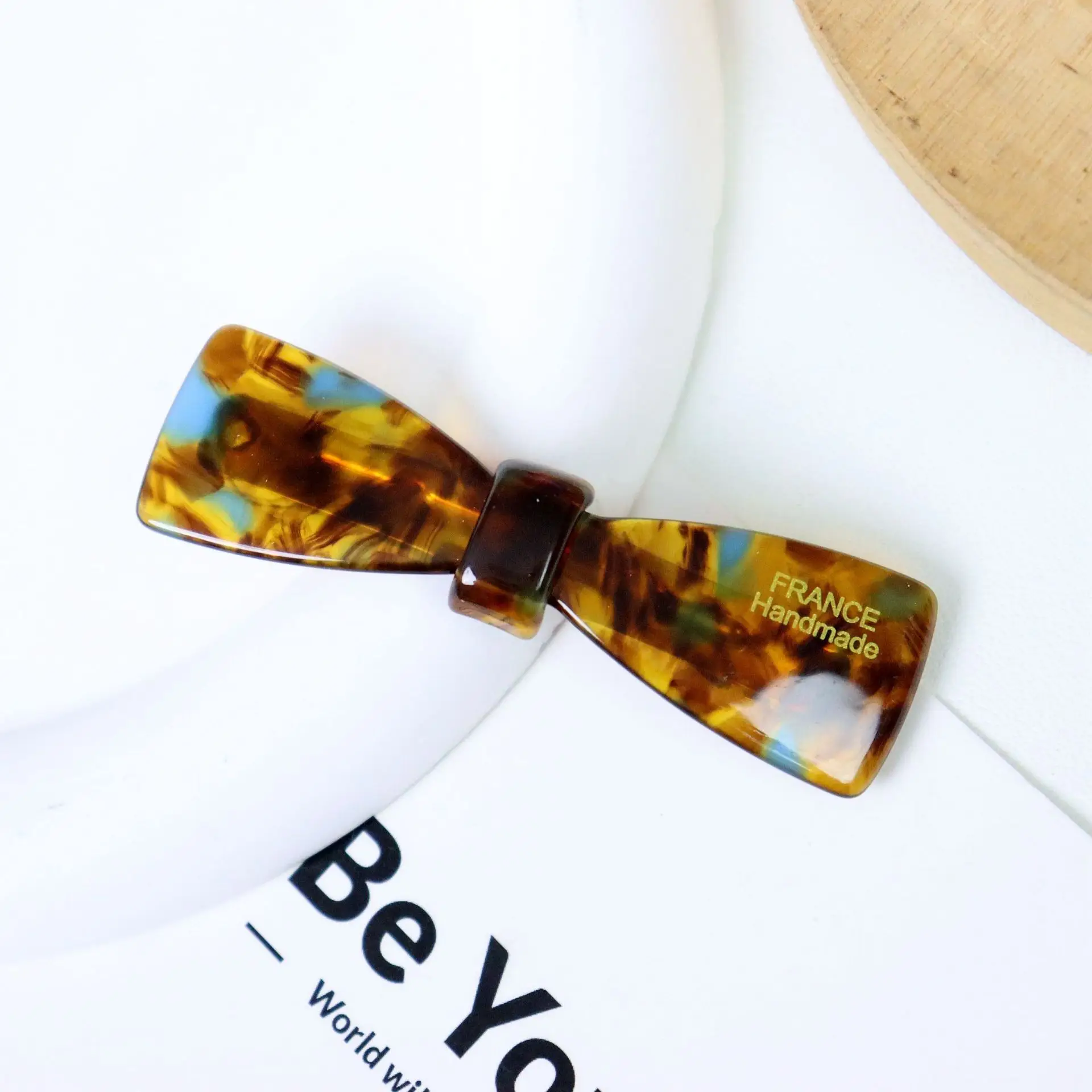 Korean Style Fresh Bow Hairpin with Gold Label - Image 9