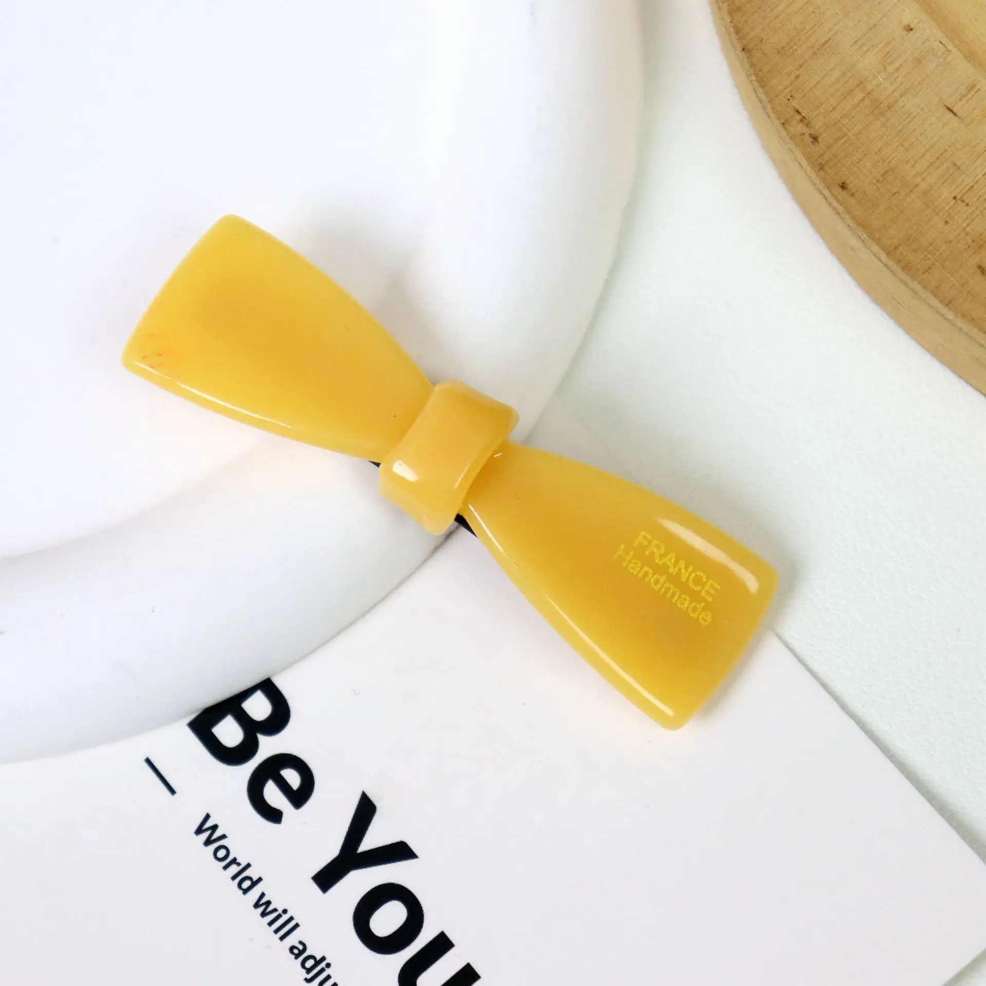 Korean Style Fresh Bow Hairpin with Gold Label - Image 4