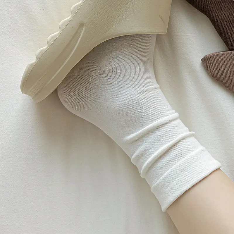 AMUSIVE Anti-Pilling Boneless Moon Socks White Socks Women's Stacked Socks Mid-Tube Cotton Fashionable Socks Loosen Socks Sweat Absorbing